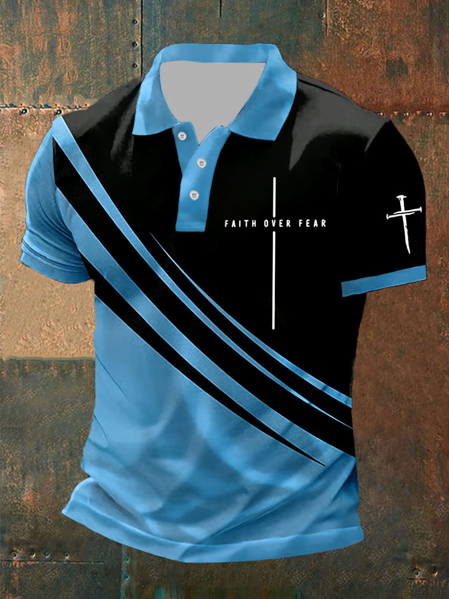 Herren Polo-Shirt mit "Faith Over Fear" Print – Kurzarm, Leicht für Alltag & Freizeit