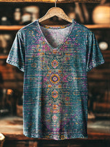 Herren Vintage T-Shirt mit Ethno-Blumenmuster – V-Ausschnitt, Lockerer Schnitt, Baumwollmischung