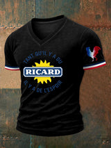 Herren T-Shirt mit Ricard-Aufdruck und V-Ausschnitt – Französischer Sommerstil für Freizeit & Urlaub