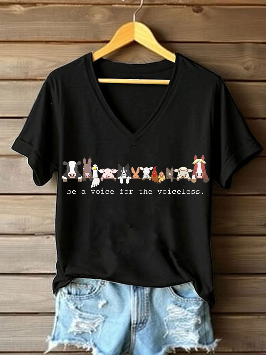 Damen T-Shirt mit Tierschutz-Statement – „Be a Voice for the Voiceless“ Print & V-Ausschnitt Schwarz / S