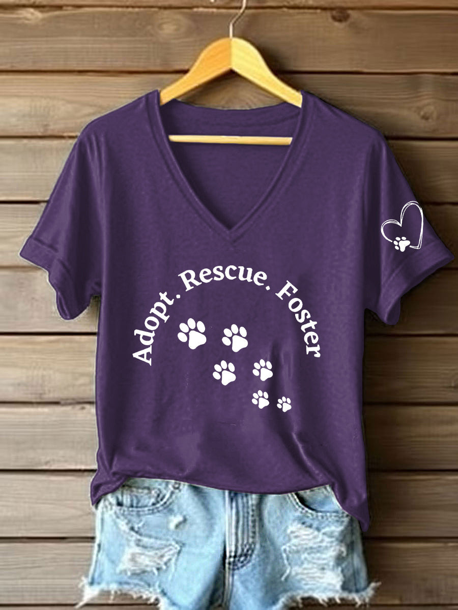 Damen T-Shirt mit Statement-Print „Adopt. Rescue. Foster.“ – Tierliebe & Pfotenmotiv im Casual-Stil
