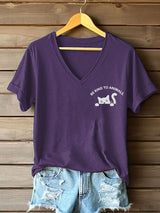 Damen-T-Shirt mit Katze und Tierschutz-Botschaft – V-Ausschnitt, Baumwollmischung, kurzarm