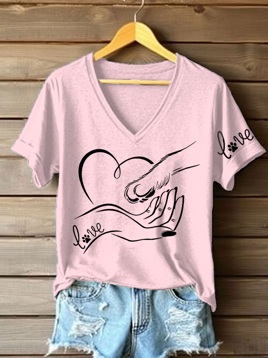 Damen V-Ausschnitt T-Shirt mit “Love”-Hand-Pfote-Print – Baumwollmischung für Tierliebhaber