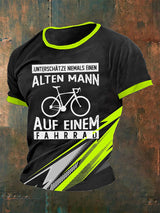 Herren-T-Shirt Alter Mann Auf Einem Fahrrad